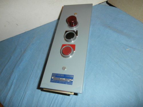 SQUARE D CONTROL STATION STOP START CLASS 900 GF-328A  HEAVY DUTY 600V AC-DC