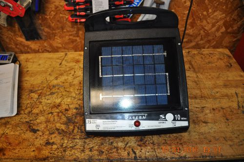 Zareba  6 Volt 10 Miles Solar .15 joules Powered Electric Fence Controller