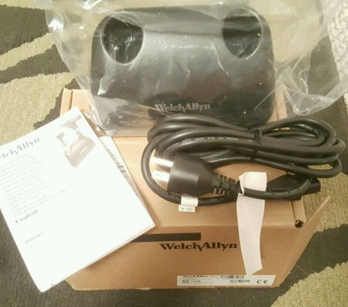 NEW NIB WELCH ALLYN 71140 DESK CHARGER for 71670 RECHARGEABLE HANDLE