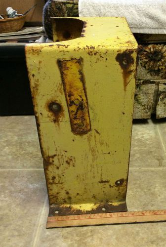 FORD 555 Backhoe Hydraulic Control Cover