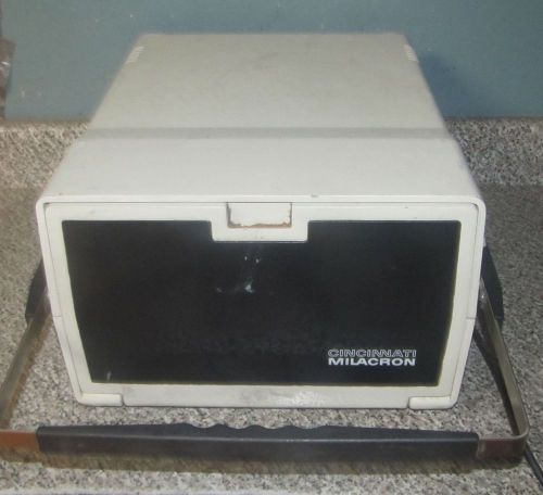 Cincinnati Milacron Robot Controller 3-738-2725A