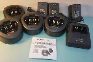 Lot of Motorola NTN8831A NTN1172A radio chargers