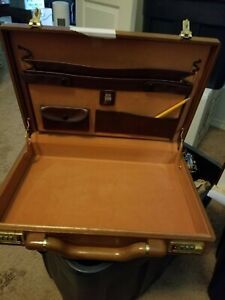 Teak Wood Attach Case, beautiful piece for any Executive 