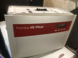 Fronius IG Plus 11.4-1 UNI 11,400 Watts, Controller &amp; Power! -Can Be &#034;Off Grid&#034;