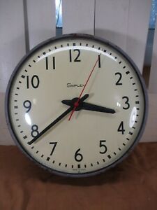 Vintage Simplex Round Dome Electric School Wall Clock 14&#034; Diameter (C)