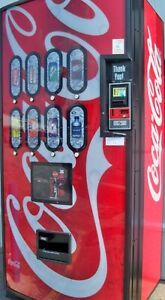 (44) Royal Vendors Chameleon CUSTOM Vend Labels