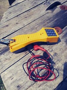 Fluke Networks 19800009 TS19 Telephone Test Set - Yellow