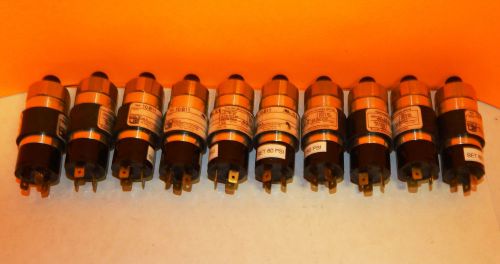 United electric controls 10-b11 pressure switch - brass buna n - lot of 9 new for sale