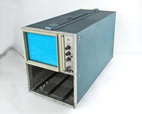 Tektronix 5440 3-slot mainframe oscillloscope - for parts / repair for sale
