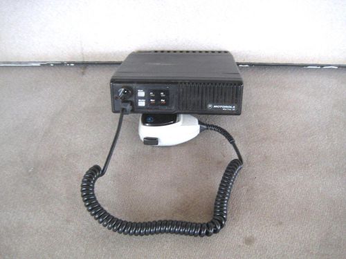 Motorola maxtrac 50 mobile radio VHF model D43MJA7304BK 2 CH 45 WATT