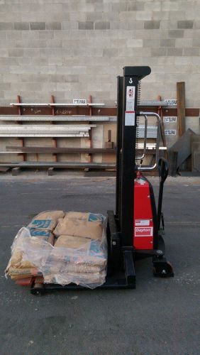 Dayton electric fixed Base Hydraulic pallet jack Stacker 2200lb 5RRY8 demo video