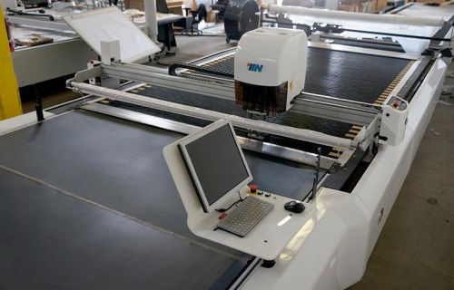 High-Ply Automated Fabric Cutting System, CNC Automatic Fabric Cutter, Max 4.3&#034;