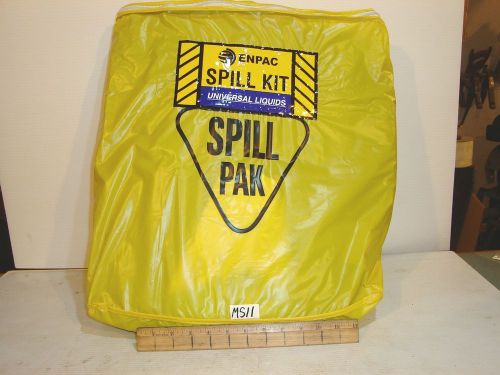 4 CHEMICAL LIQUID SPILL PACKS, NEW ENPAC, 15 ABSORBENT SHEETS   TWO 48&#034; SOCKS