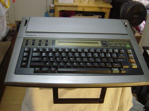 Panasonic KX-R440 Electric Typewriter w/Dictionary,Accu-Spell,LCD Display,Memory