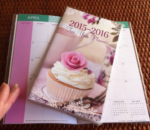2015-2016 Floral Cupcake 2 Two Year Planner Pocket Purse Calendar Christmas NEW