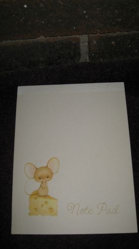 VTG Ambassador Cute Embossed Raised Mouse Note Pad Pad of Paper New 30 Sheets