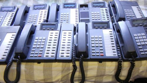 TOSHIBA STRATA DK-280 PHONE SYSTEM w/ 10 PHONES