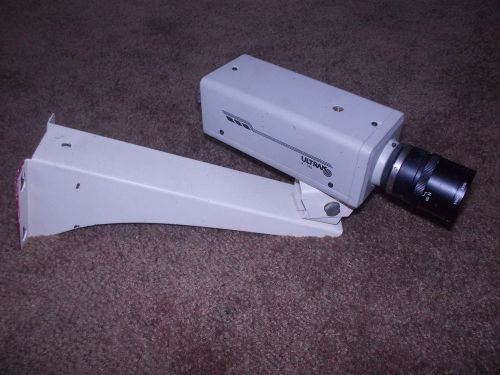Ultrak K-540 CCD Camera with Wall Mount