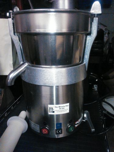 Commercial Juicer MiraclePro MJ800 - Stainless steel