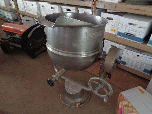 Groen tilting steam kettle model dt-20, used for sale