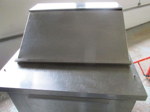 Randell 9412-32- 2 door pull out 16 pans  32&#034; Prep Table USED