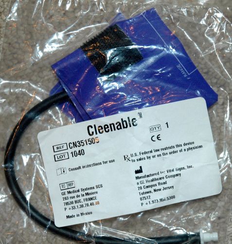 Vital Signs Small Adult (10-17cm) &#034;Cleenable&#034; Blood Pressure Cuff-(17-25cm)