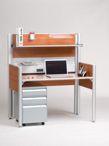 V1 Cube in-a-Box 4&#039;x2&#039; workstations Brushed Aluminum Very Nice Easy Set up