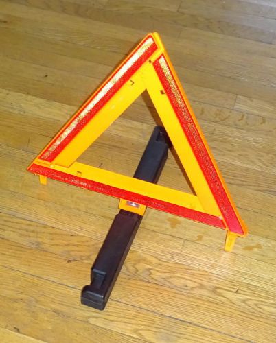 James King &amp; Co. Road Safety Triangle Reflector