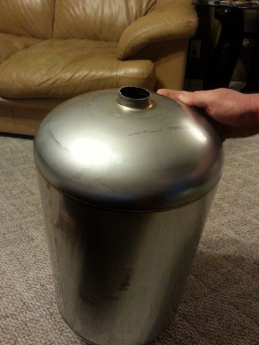 8 GALLON STAINLESS STEEL STORAGE TANK RESERVIOR OR CONTAINAER, BEER OR WINE