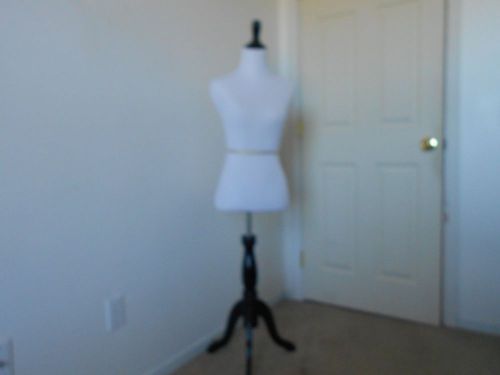 Women&#039;s White Jersey Dressmaker Mannequin with Black Base, Size Small (2-4)