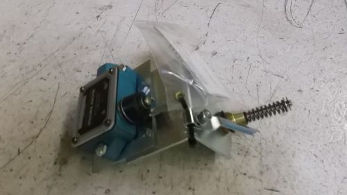 MICROSWITCH DTF2-2RN-RH LIMIT SWITCH *NEW OUT OF BOX*