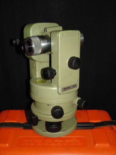 WILD HEERBRUGG T2 MILITARY THEODOLITE WITH CASE - CLEAN SURVEYORS TRANSIT