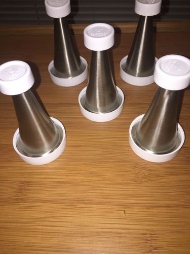 5 (FIVE) of the SWAGELOK JC3167PM1550 REDUCER TRI 1.5-0.5 *NEW WITH CAPLUGS*