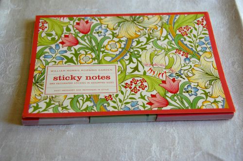 Set of William Morris Post it Notes by Gallison for the V&amp;A