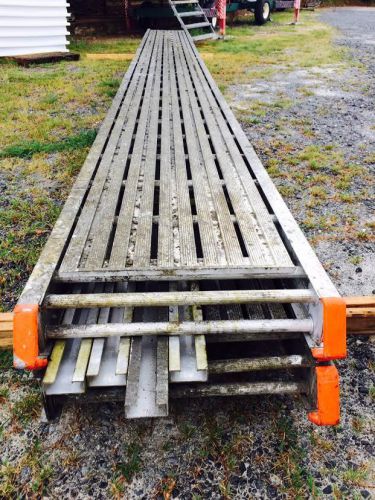 Aluminum Walkboard 26&#039; x 28&#034; 2 Man 500lb Capacity Aluminum Plank With Guardrails