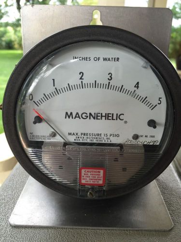HVAC Dwyer Magnehelic 0-5.0 &#034;w.g.