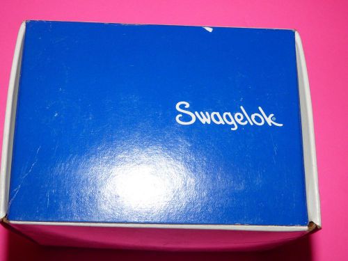 New Swagelok SS-3200-1-32 Male Connector 2&#034; Tube X 2&#034; Male Pipe