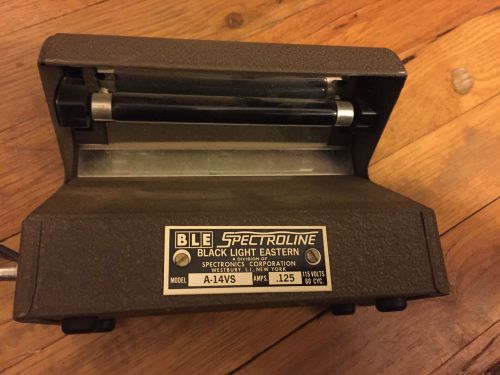 Vintage Spectroline BLE A-14VS Black Light Eastern Banking or Bouncer ID Check