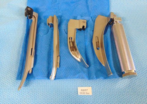 Lot Of 4 Laryngoscope Blades W/Handle Mac 3, Mac 4, Mil 2 &amp; Mil 3  S2057