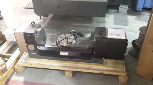 Haas tr210 2-axis trunnion rotary table and v6105 5-axis machine vice for sale