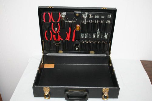 Xcelite TC-200/ST Electrian&#039;s Tool Kit Rugged Black Durahide Case w/ Tools