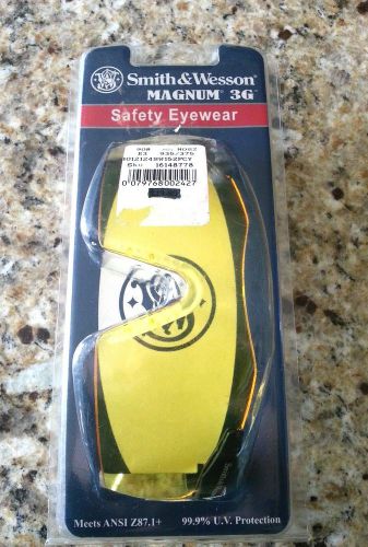 NIP SMITH AND WESSON Magnum 3G Yellow Tinted Shooting Glasses Safety Eyewear