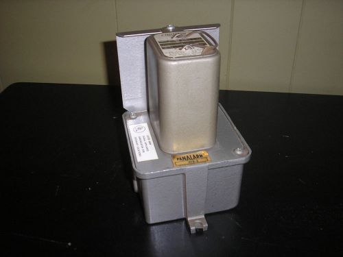 THE RILEY CO. PANALARM 50-X3 RELAY WITH PANALARM WB-3, NEW OLD STOCK,