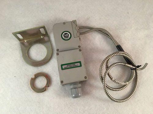 Allen-Bradley 42MRA-5000 Photo Switch Photohead Sensor