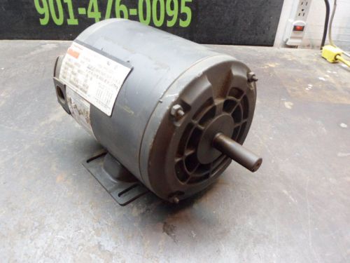 DAYTON 1/2HP INDUSTRIAL MOTOR MOD:2N103R 208-220/440 FR:561725/1425RPM PH3 USED