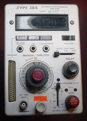 Tektronix 3b5 is a time base plug-in for 560-series scopes. for sale