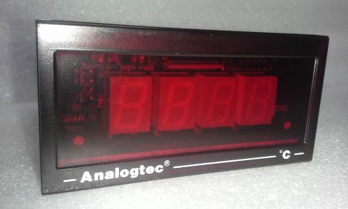 Industrial Grade Digital Panel Meter - Measure: 1000 Degree C - Power: 120 VAC
