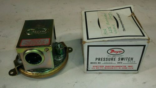 Dwyer  1910-0 Pressure Switch SERIES 1900 NEW!