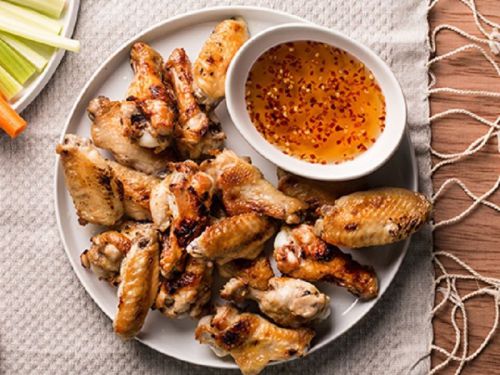 Thai Style Broiled Chicken Wings Hot-and-Sour Sauce Recipe Toothsome Food TU3