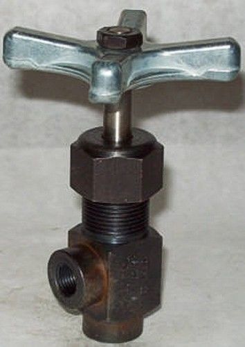 Deltrol 1/8&#034; 10000 PSI Steel Angle Needle Valve S102S1